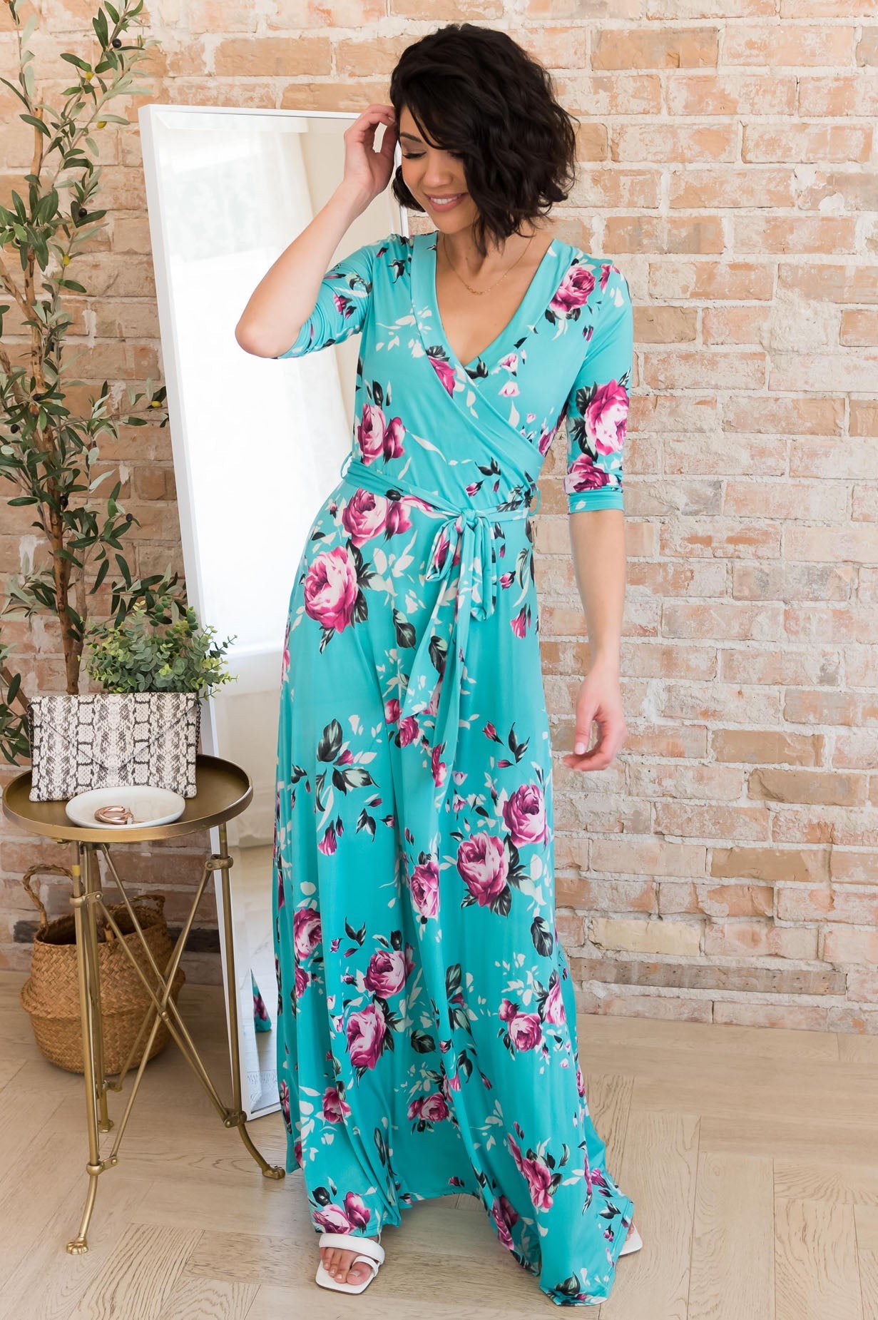 The Crystal NeeSee's Dresses 