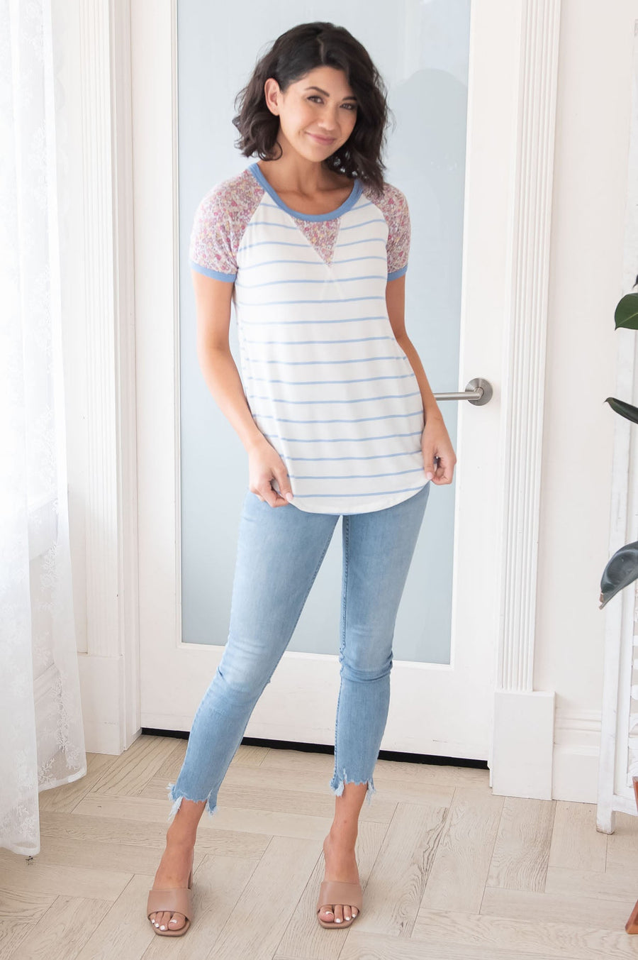 Queen of Stripes Modest Tee Tops vendor-unknown 