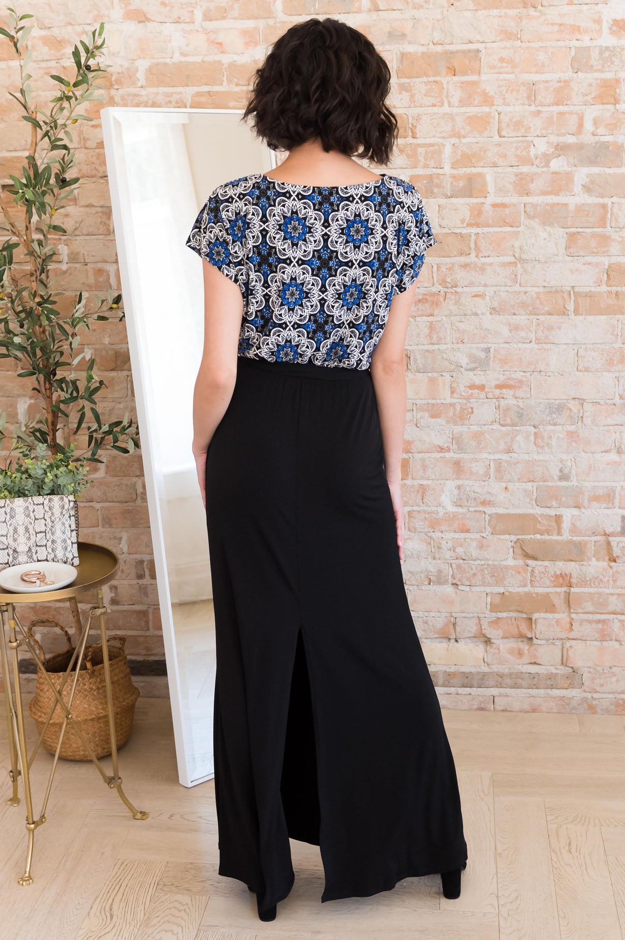 The Kiva NeeSee's Dresses 