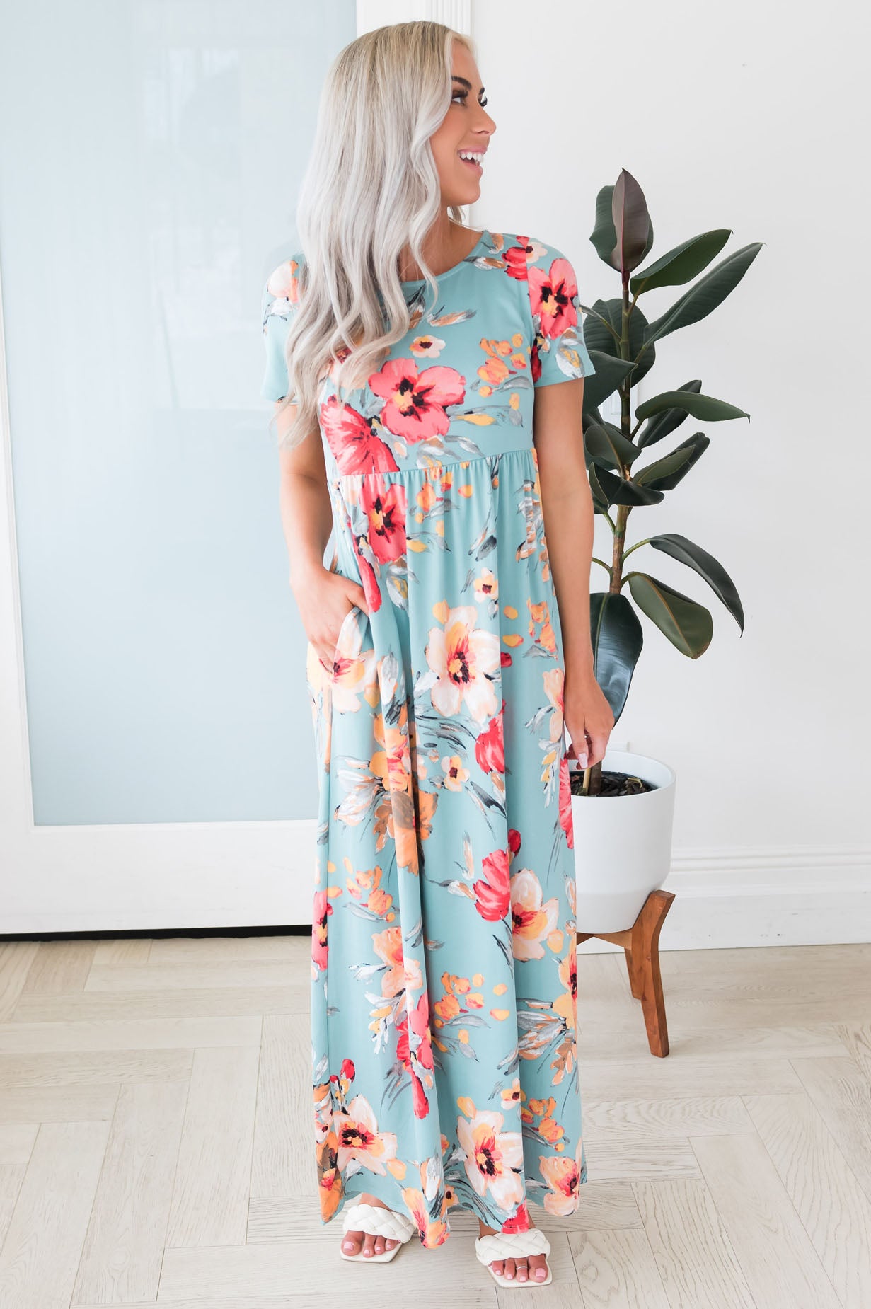 The Luna NeeSee's Dresses 