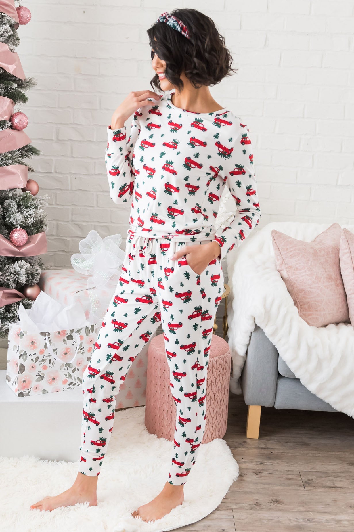 Antique Christmas Modest Lounge Set Tops vendor-unknown 