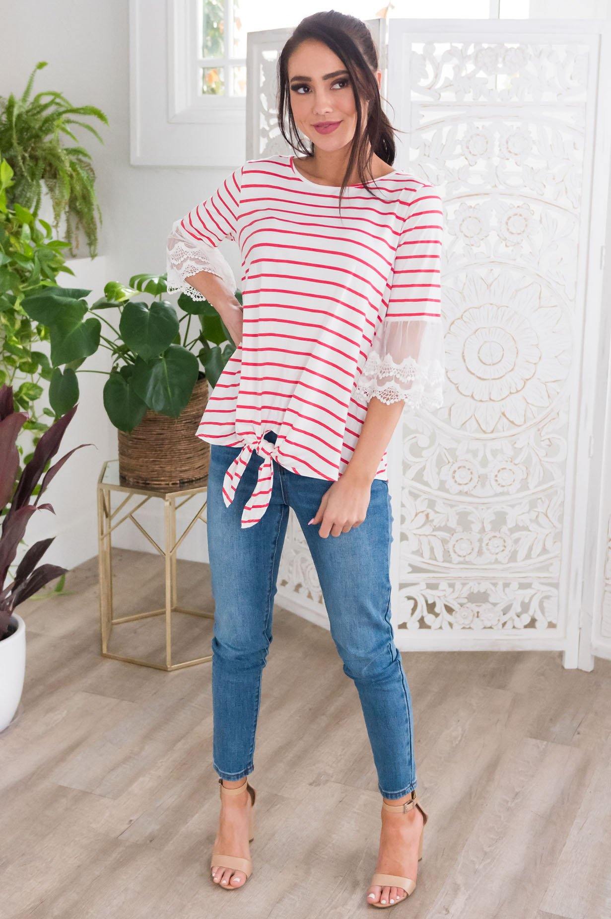 Lovely Day Modest Top Tops vendor-unknown 