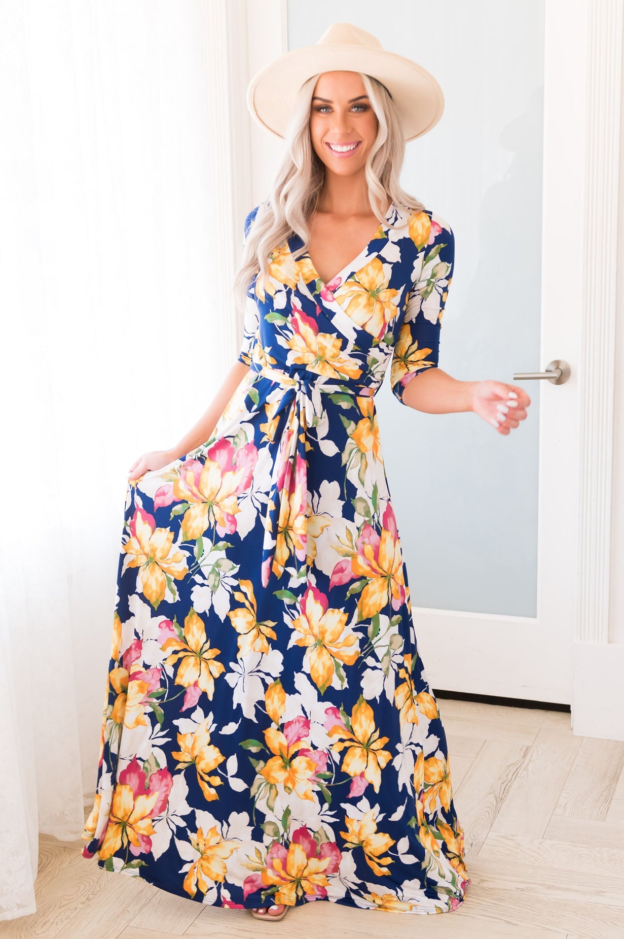 The Crystal NeeSee's Dresses 