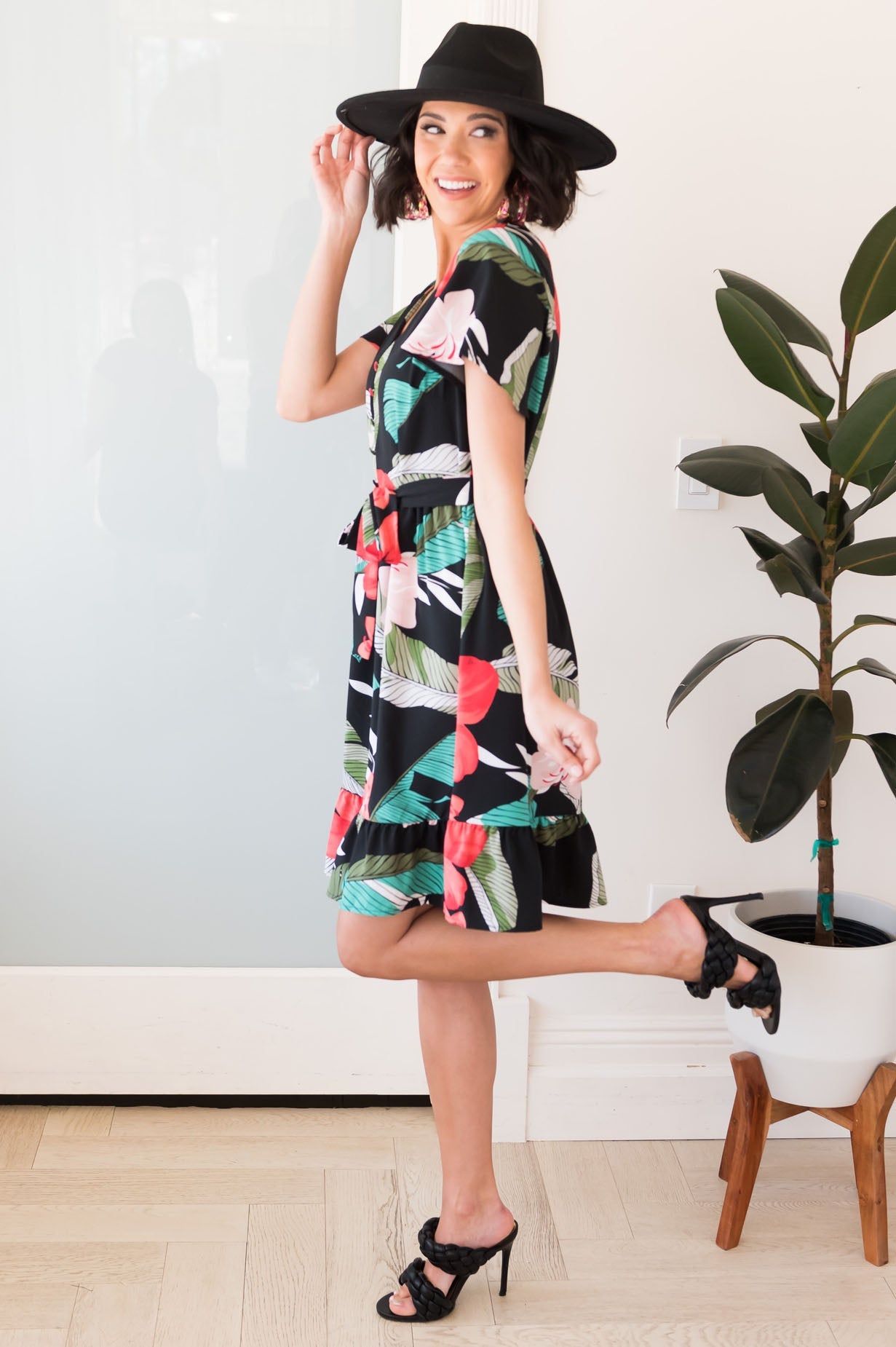 The Odelle NeeSee's Dresses 