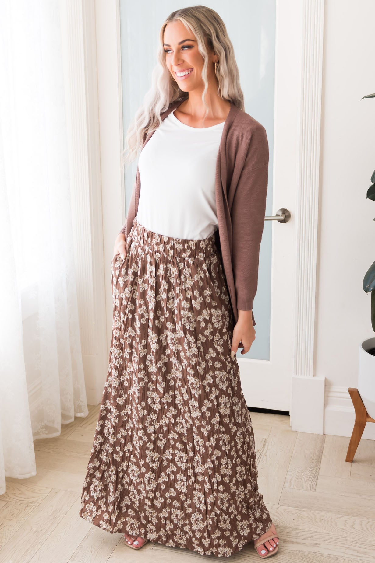 Ditzy Floral Textured Maxi Skirt Modest Dresses vendor-unknown 