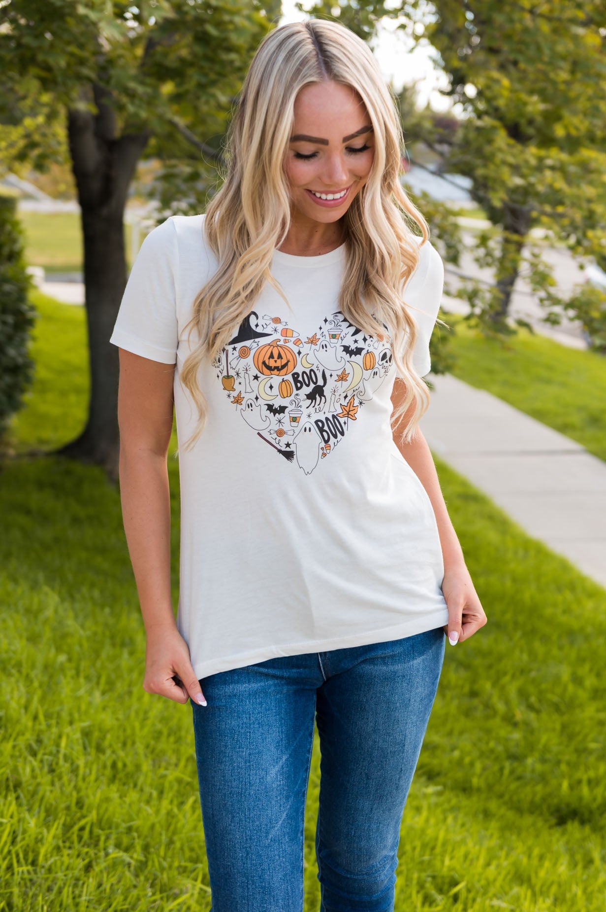 I Heart Halloween Modest Graphic Tee Modest Dresses vendor-unknown 