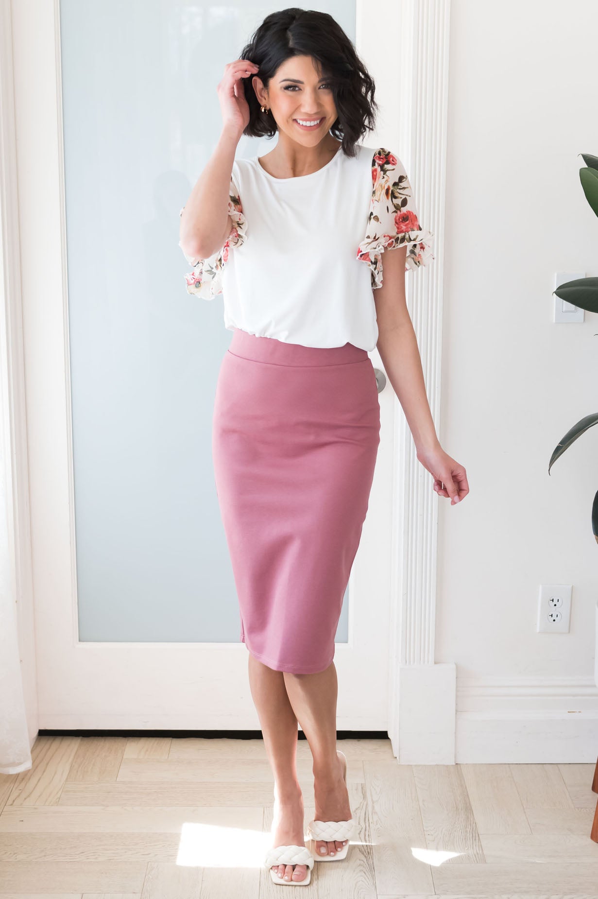 Perfect Fit Modest Pencil Skirt *NEEDS LOCATION Skirts vendor-unknown 