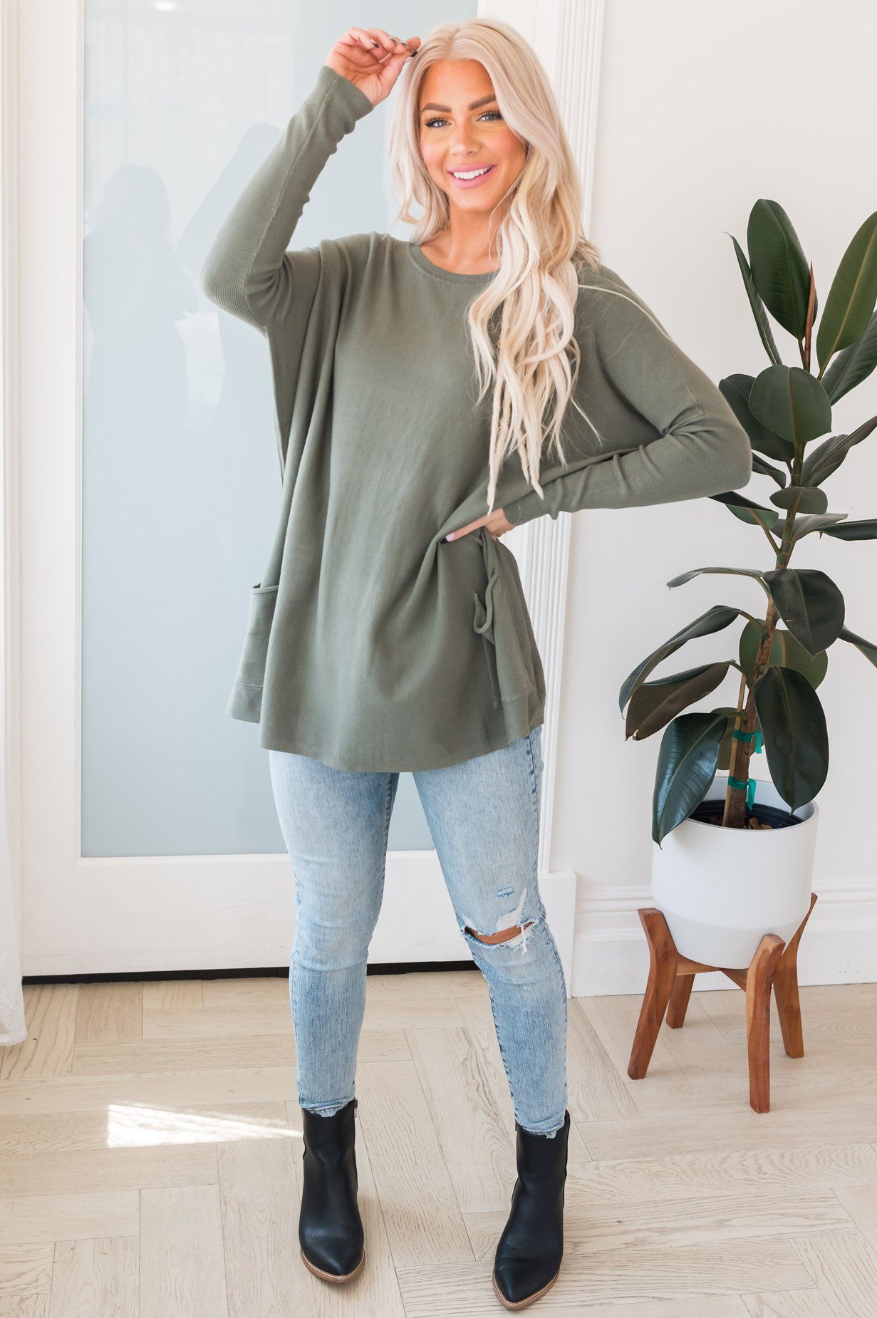 Casual Chic Modest Oversize Sweater Tops vendor-unknown 