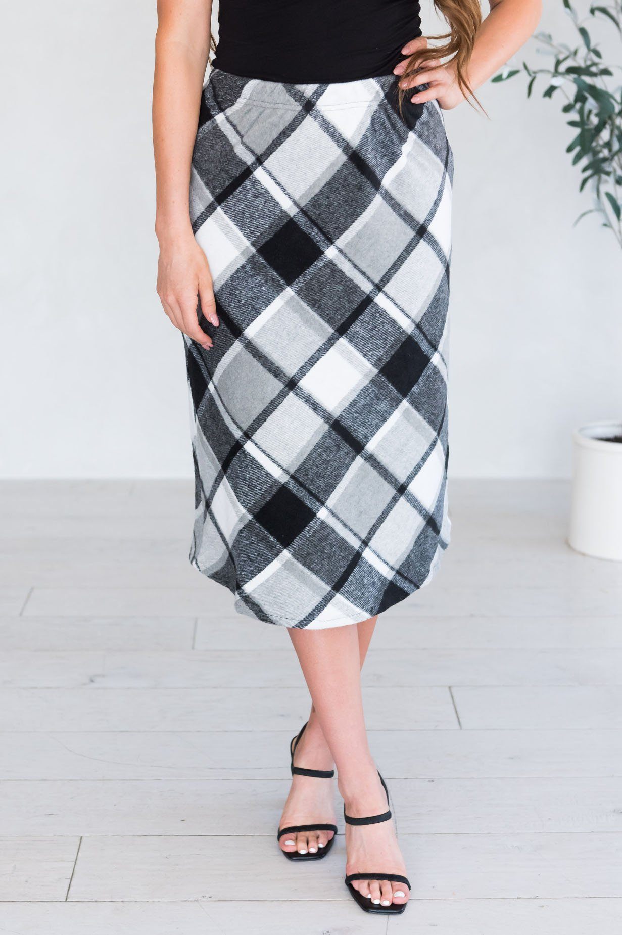 Plaid Perfection Modest Skirt Skirts vendor-unknown 