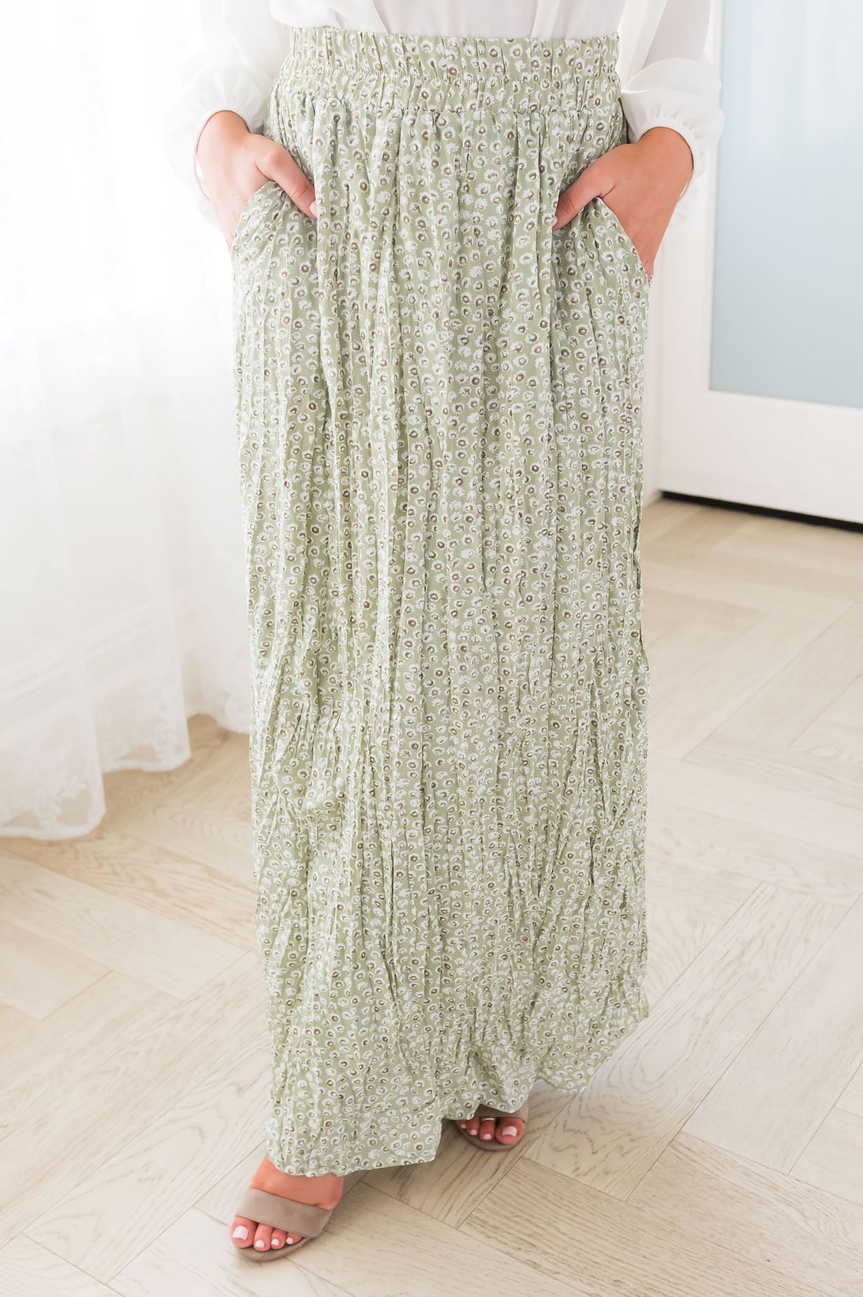 Ditzy Floral Textured Maxi Skirt Modest Dresses vendor-unknown 