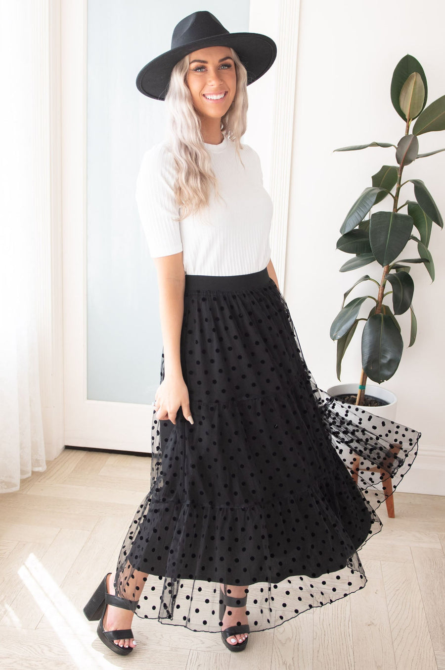 Twirling Beauty Modest Tulle Skirt Skirts vendor-unknown 