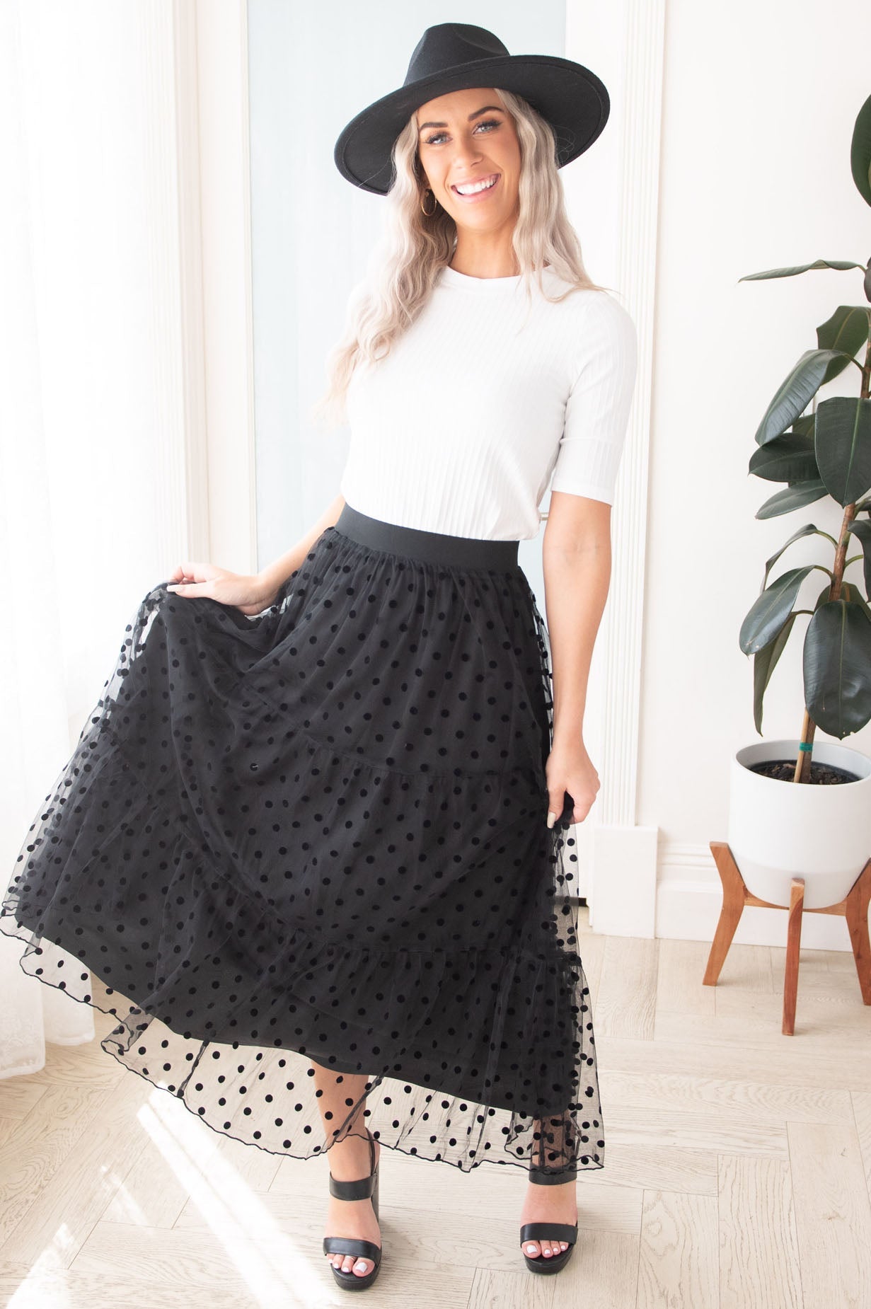 Twirling Beauty Modest Tulle Skirt Skirts vendor-unknown 
