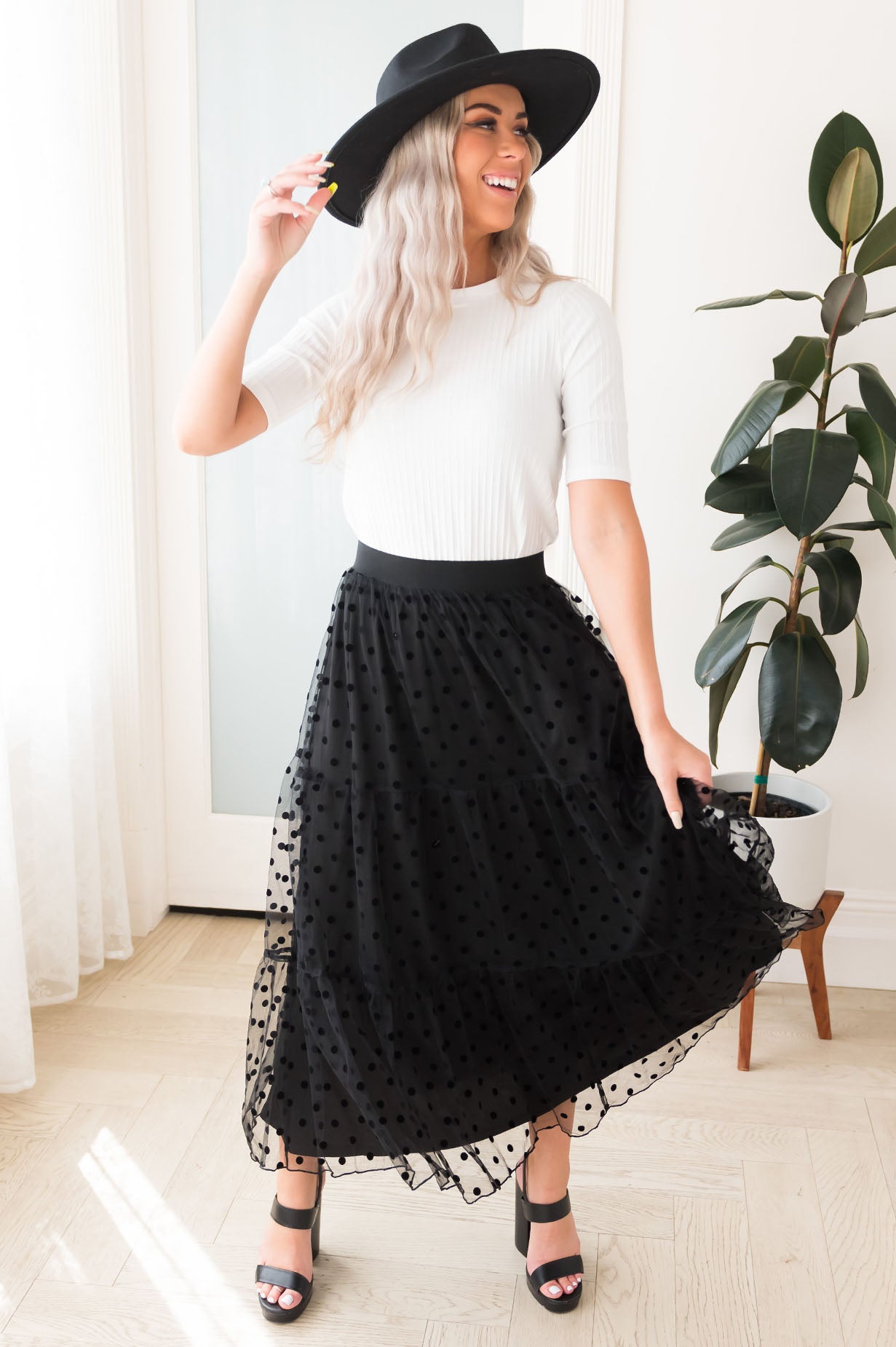 Twirling Beauty Modest Tulle Skirt Skirts vendor-unknown 