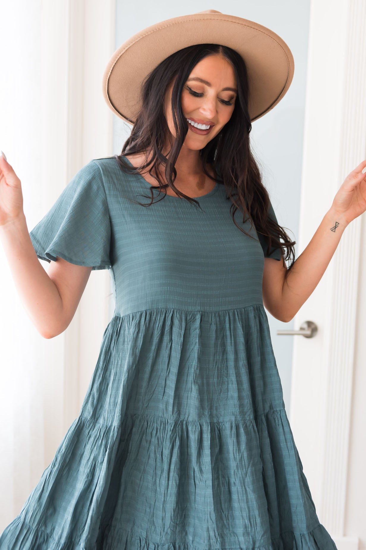 Hannah Modest Dresses vendor-unknown 