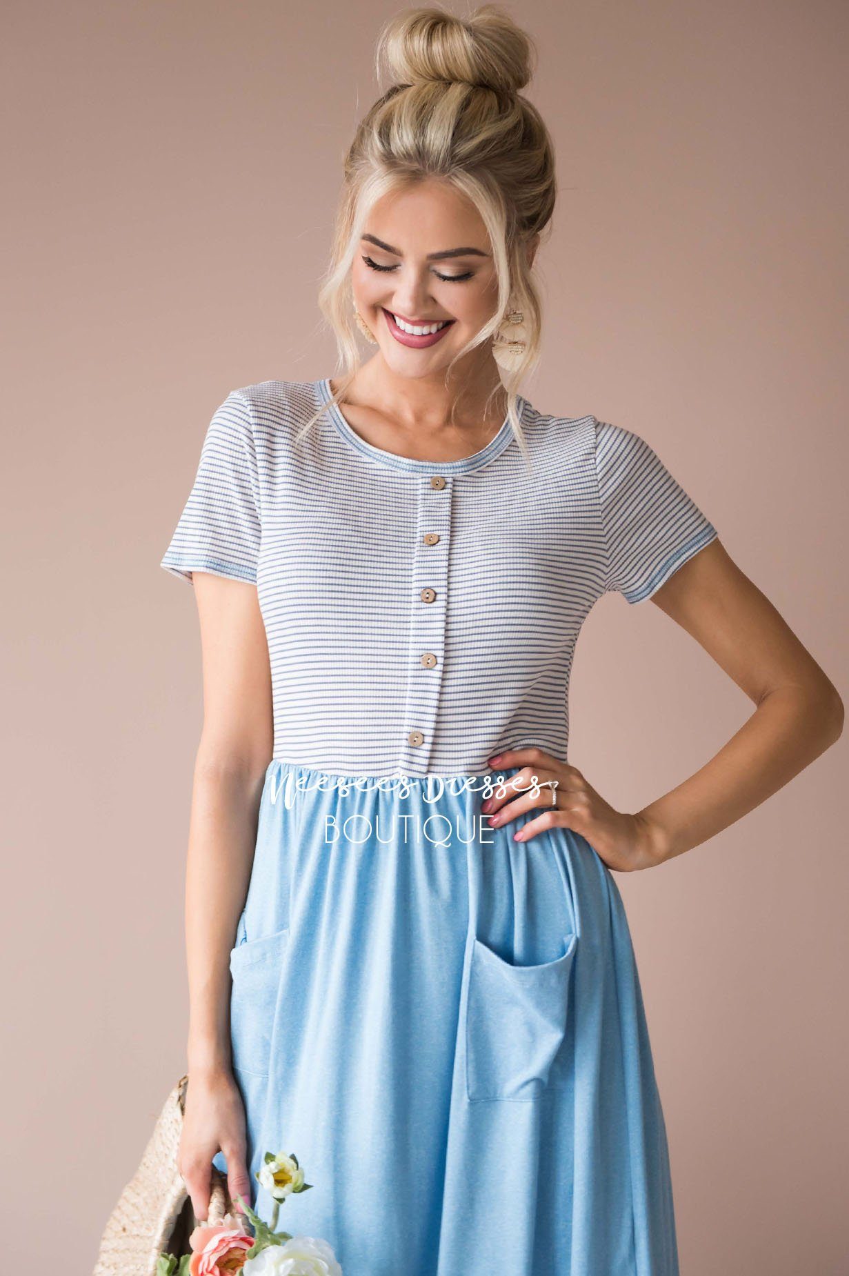 The Avery Modest Dresses vendor-unknown 