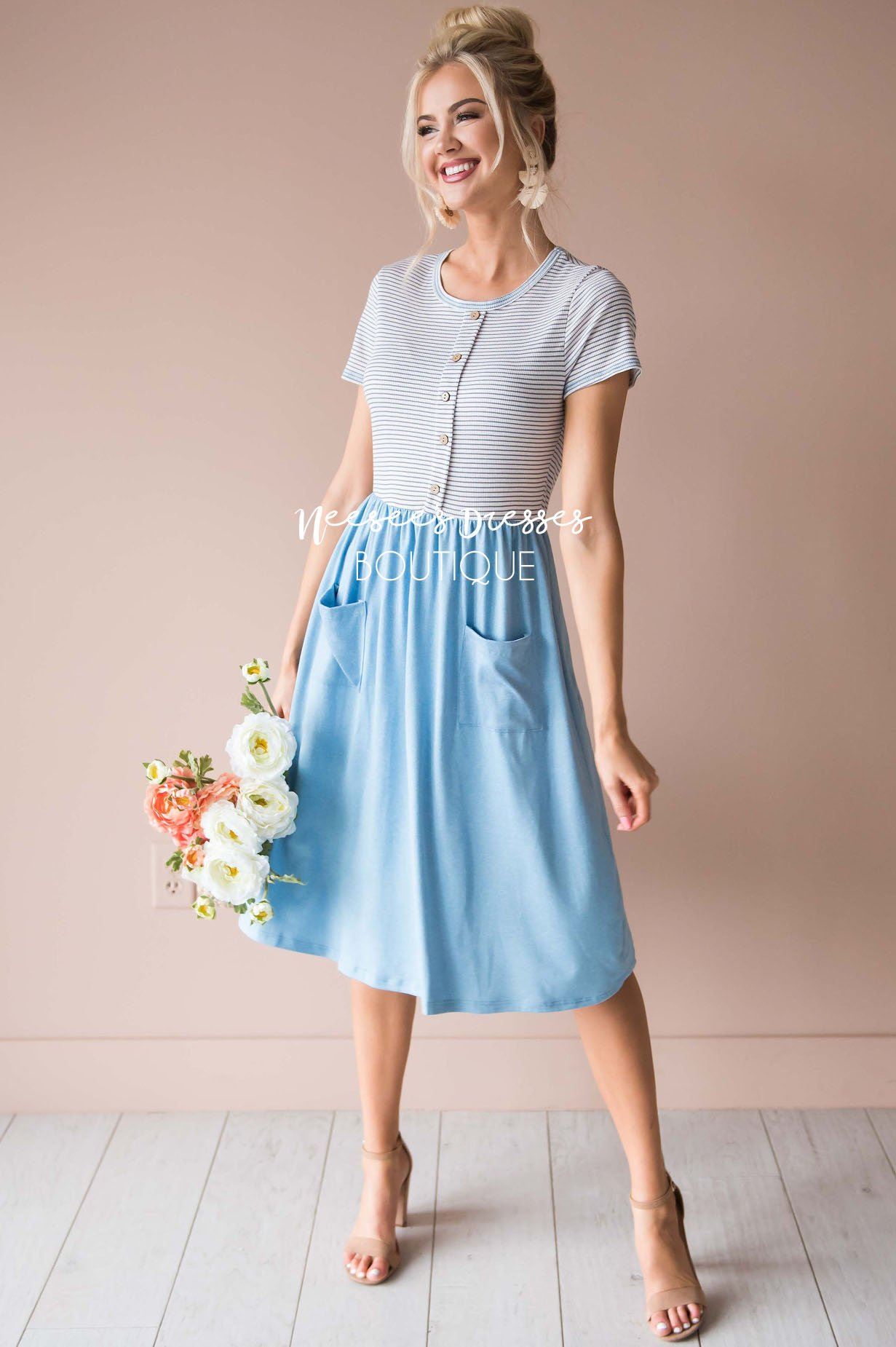 The Avery Modest Dresses vendor-unknown 