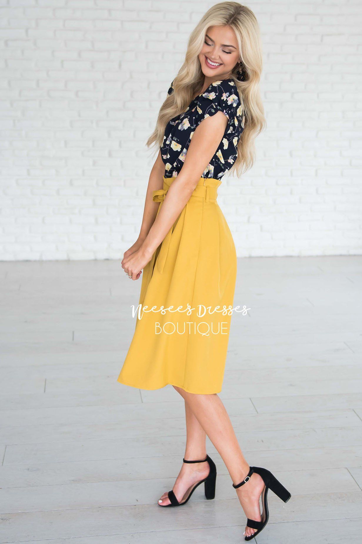 Pretty Ruffle Tie Waist Skirt Skirts vendor-unknown 