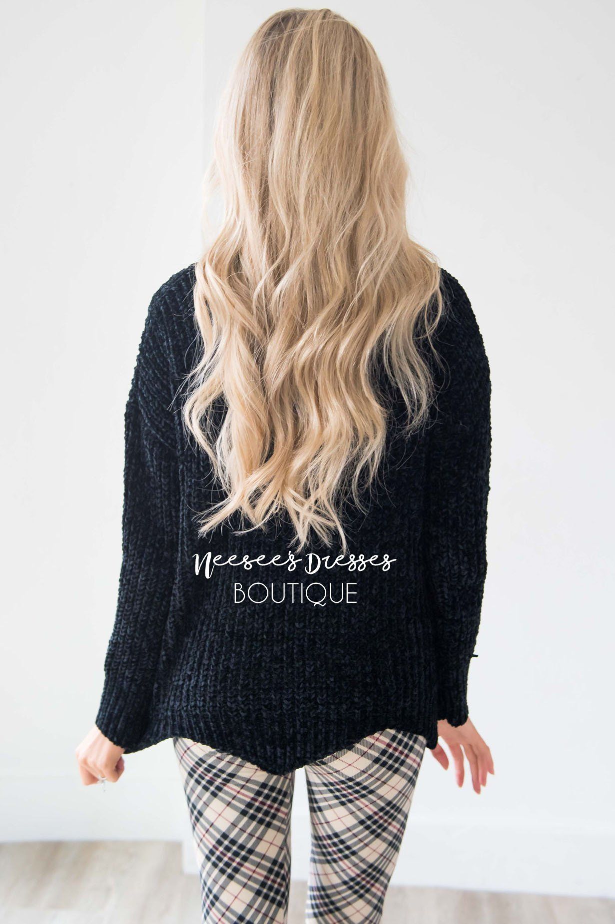 Starstruck By Love Scallop Hem Sweater Tops vendor-unknown 