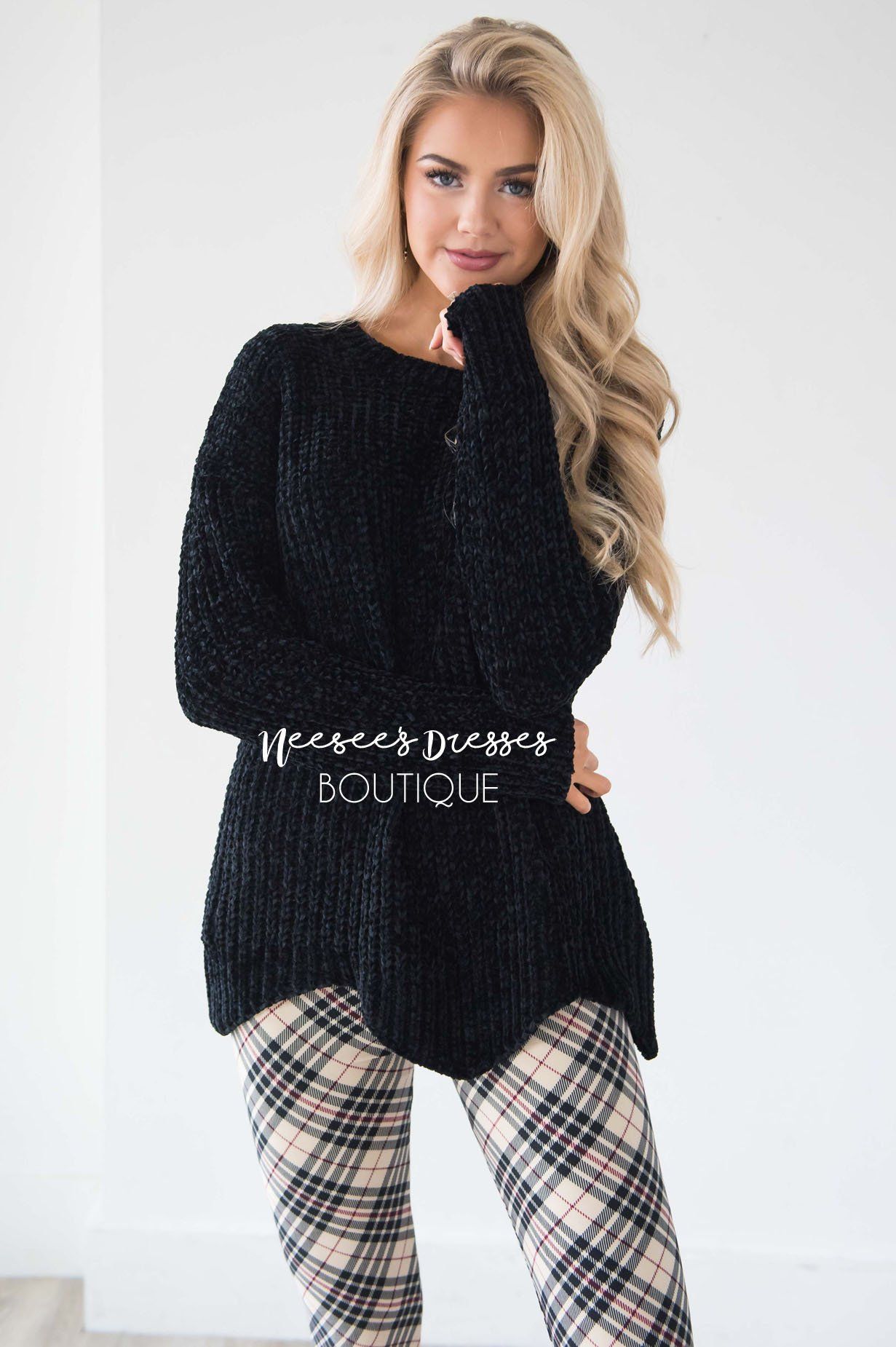 Starstruck By Love Scallop Hem Sweater Tops vendor-unknown 