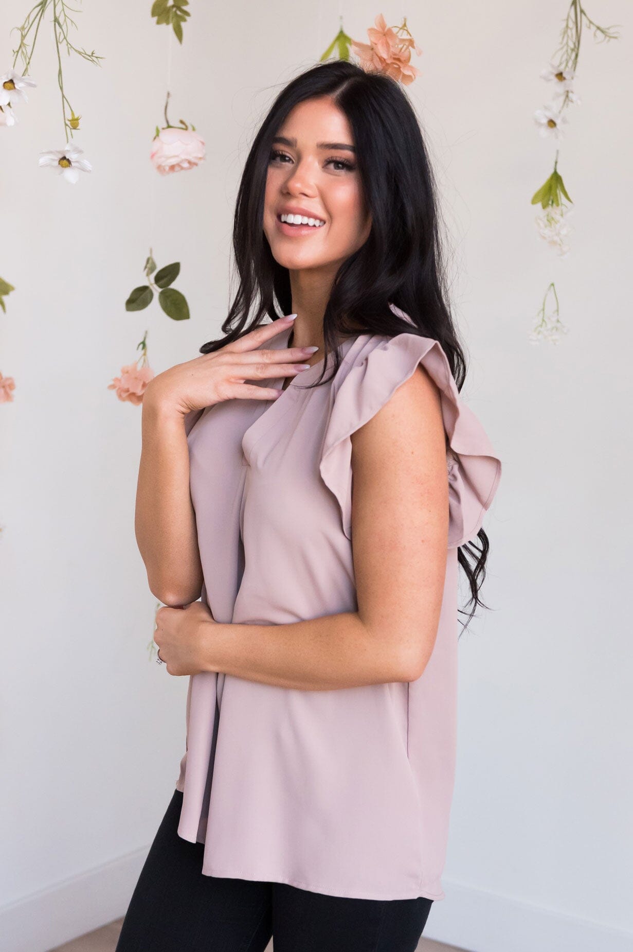 Feminine & Sweet Modest Blouse NeeSee's Dresses 