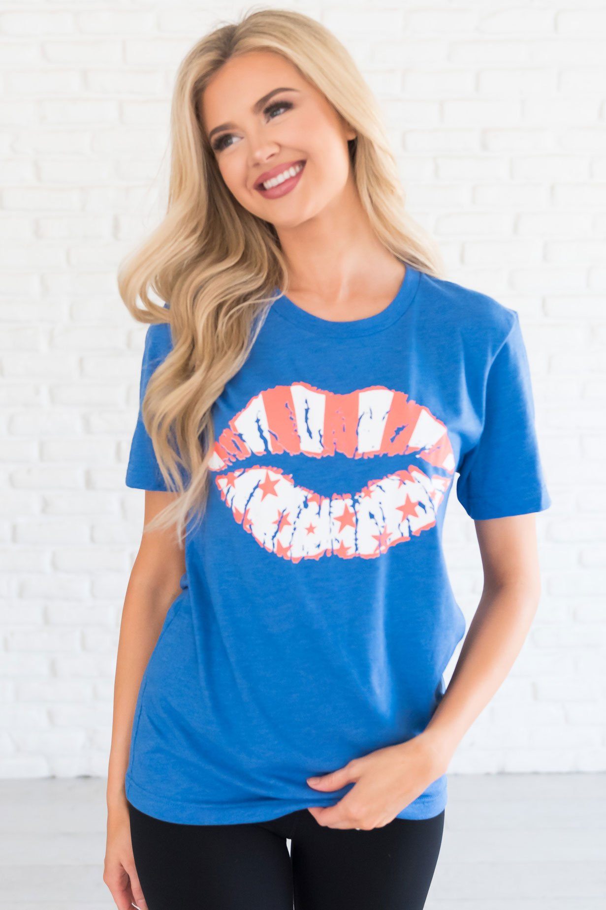 Stars & Stripes Lips Graphic Tee Modest Dresses vendor-unknown 