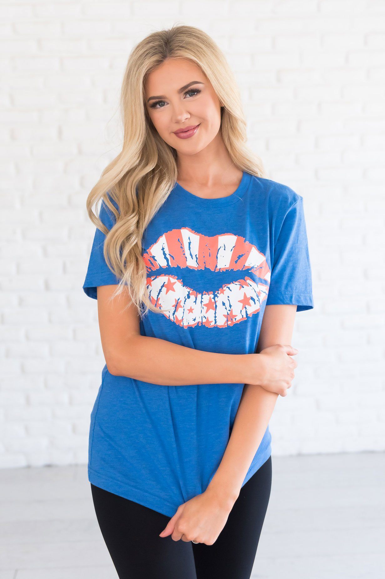 Stars & Stripes Lips Graphic Tee Modest Dresses vendor-unknown 