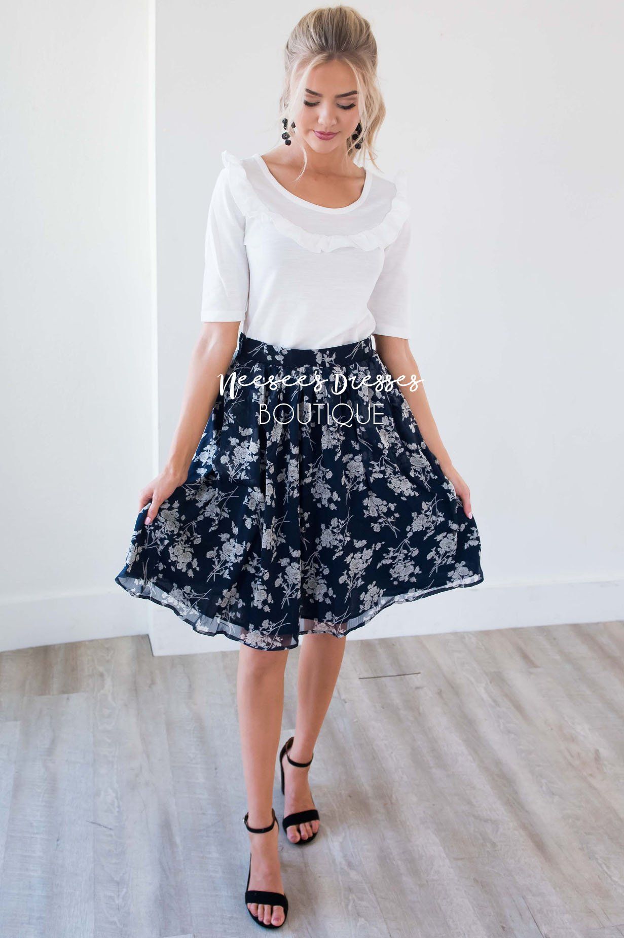 Navy & Cream Floral Chiffon Skirt Skirts vendor-unknown 