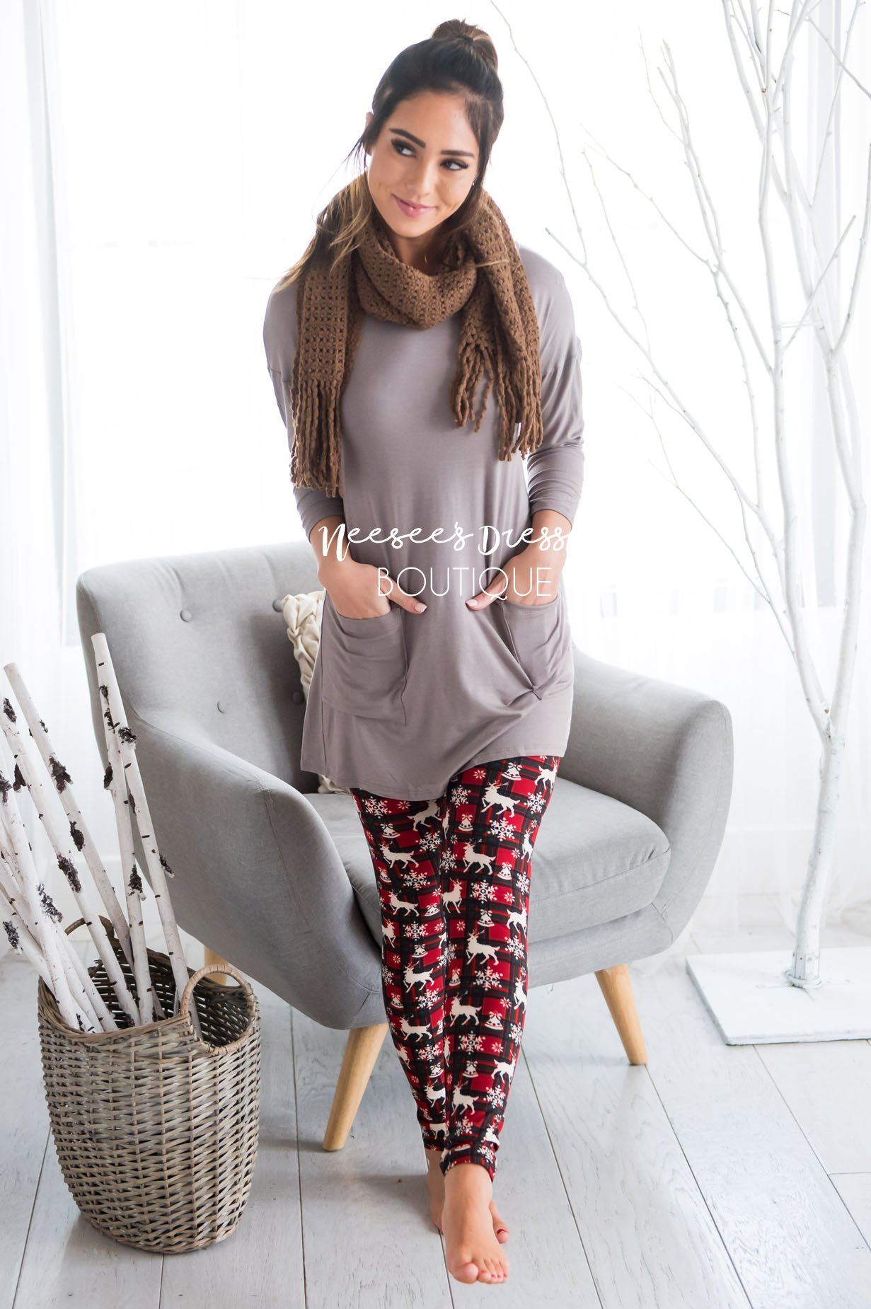 Holiday Outfit-in-a-Bag #4 Modest Dresses vendor-unknown 