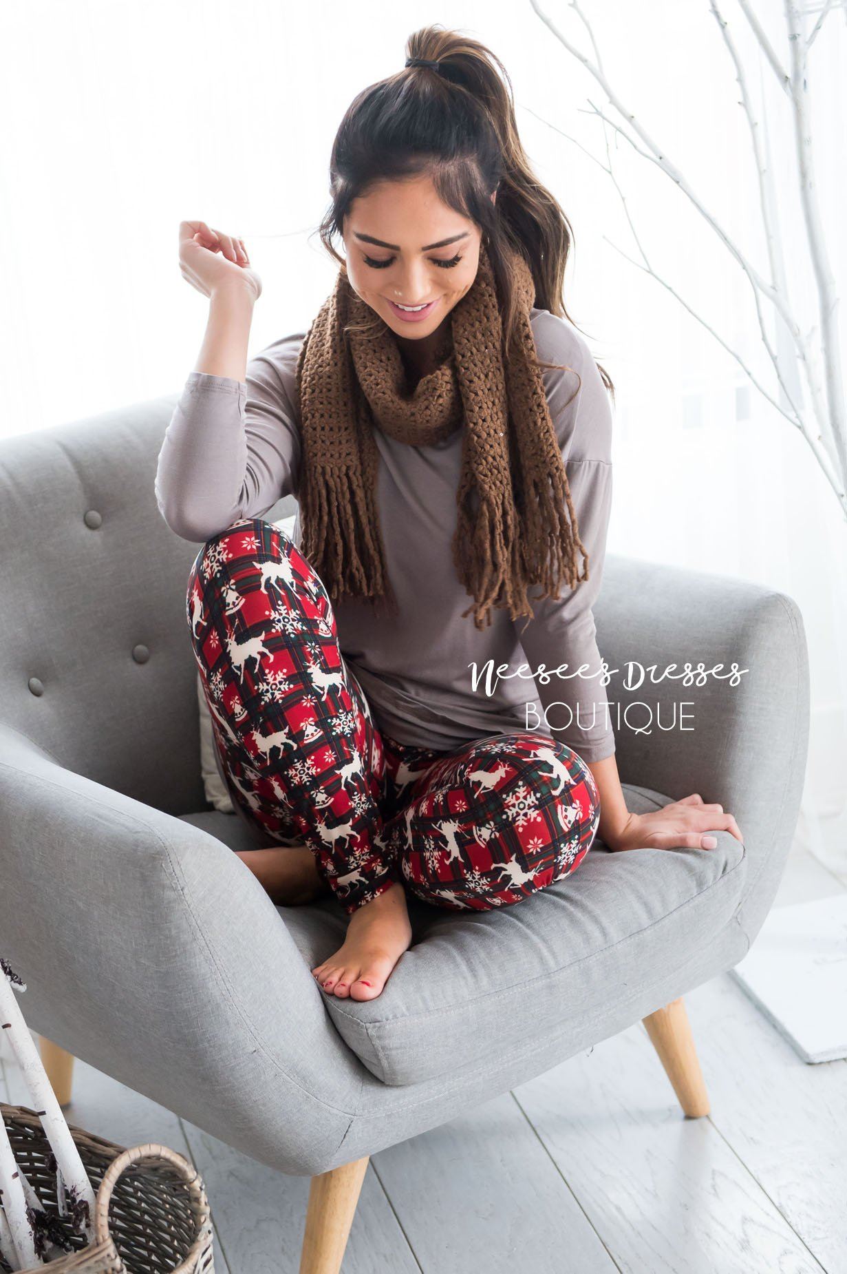 Holiday Outfit-in-a-Bag #4 Modest Dresses vendor-unknown 