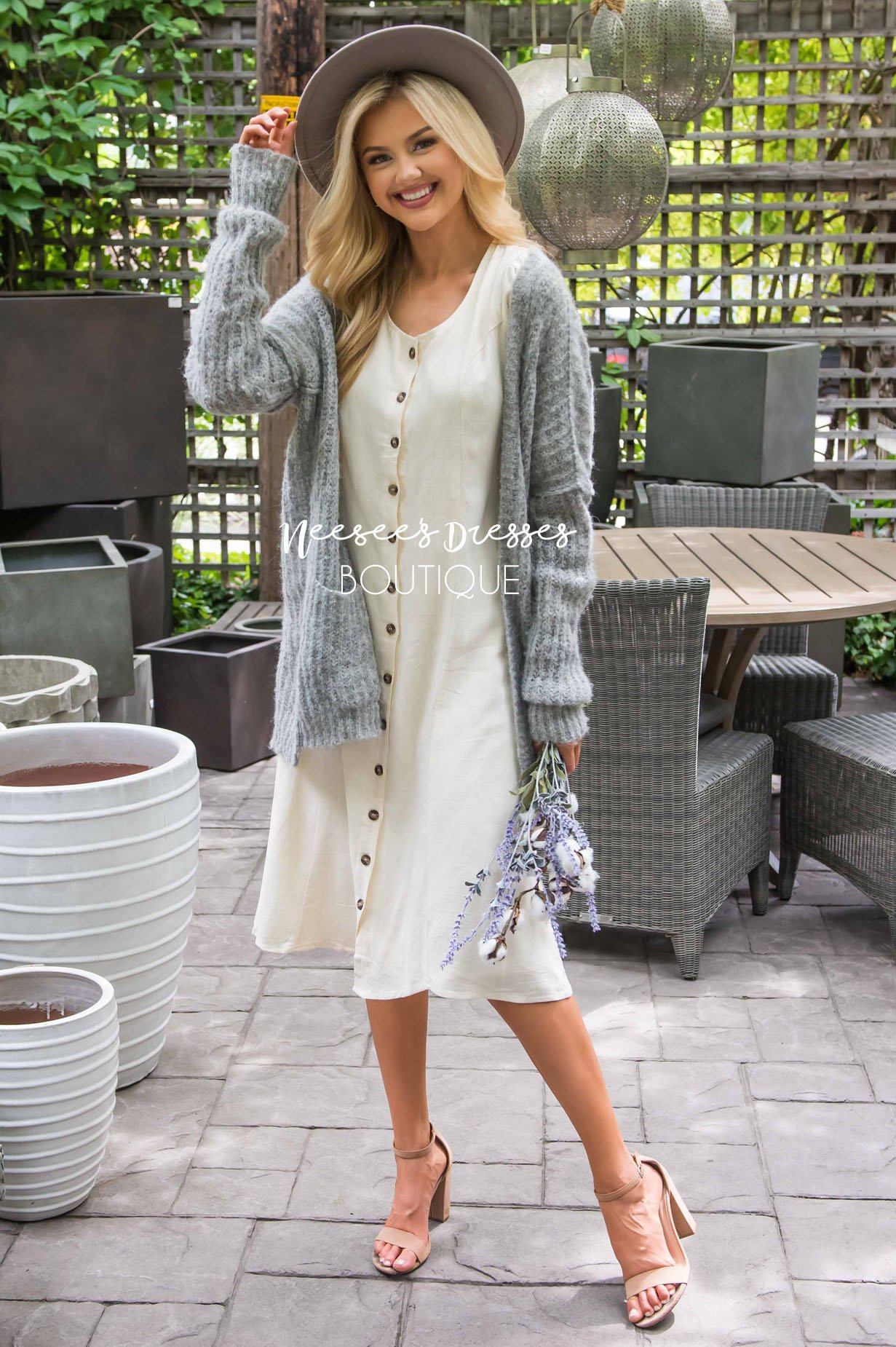 The Leslie Modest Dresses vendor-unknown 