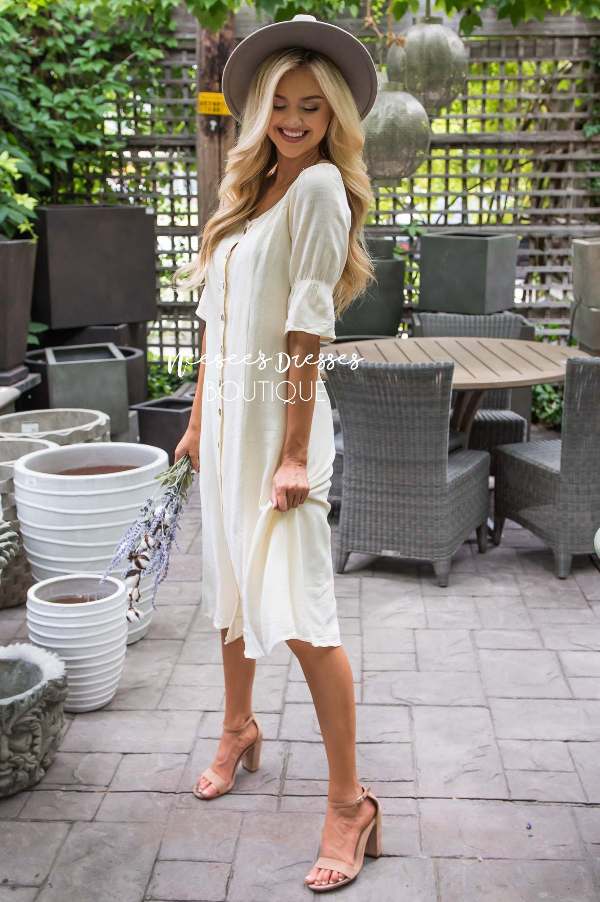 The Leslie Modest Dresses vendor-unknown 