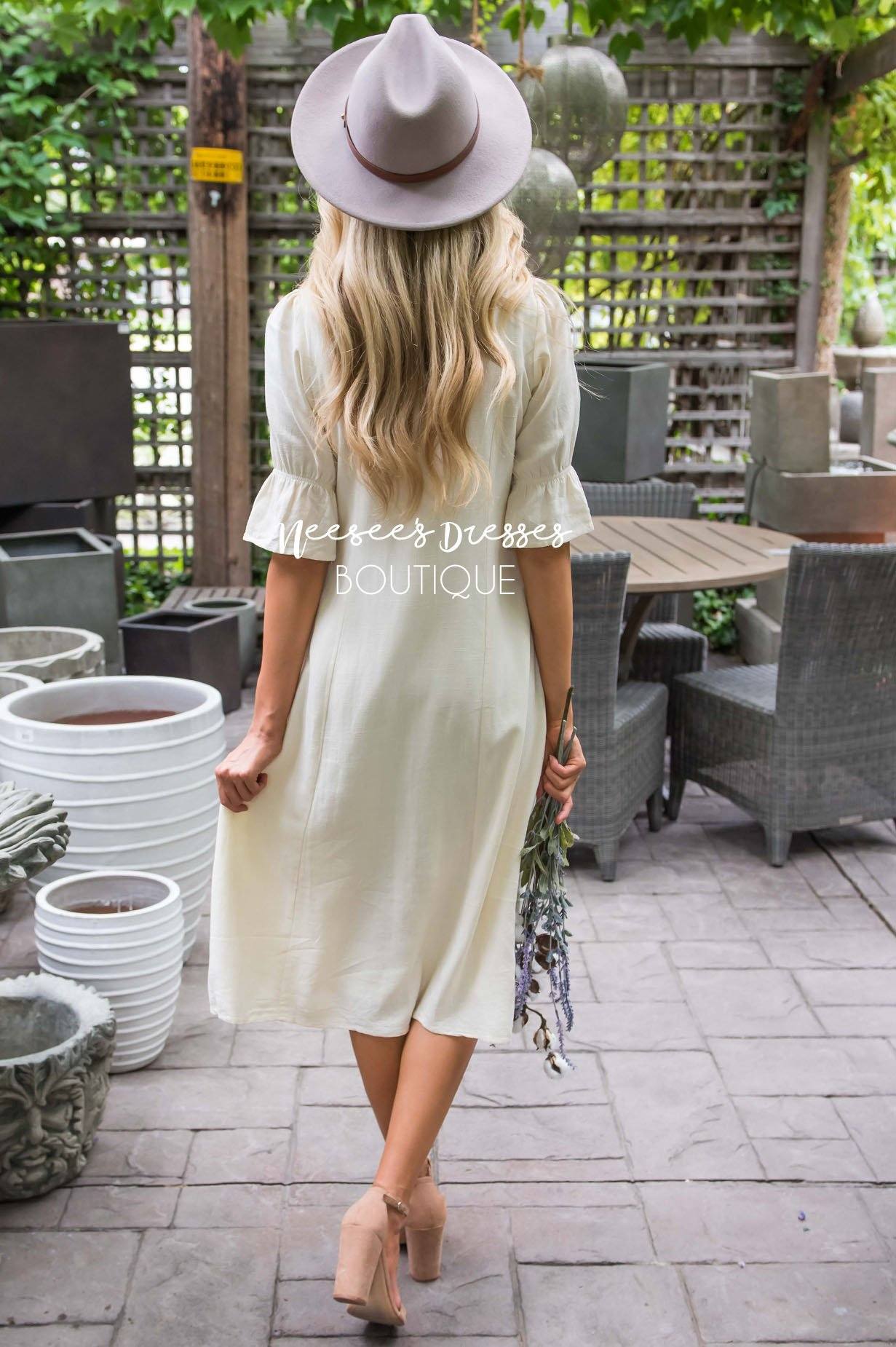 The Leslie Modest Dresses vendor-unknown 